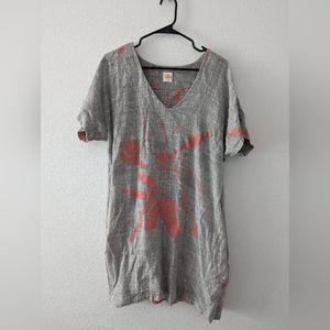 Kealopiko V-neck pocket dress